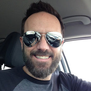 Meet your Posher, Hugo